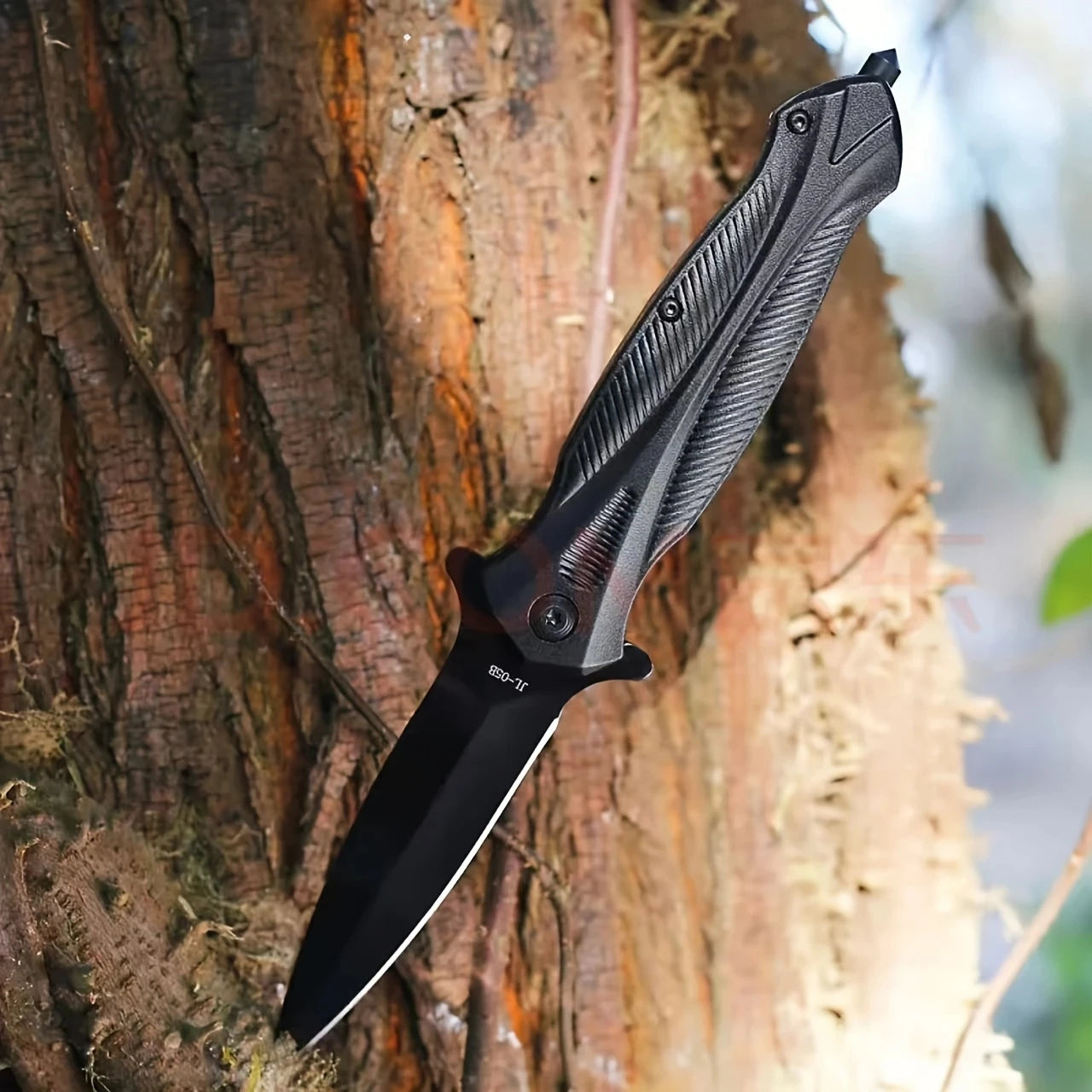 Stainless Steel Spear Point Blade, Compact Design